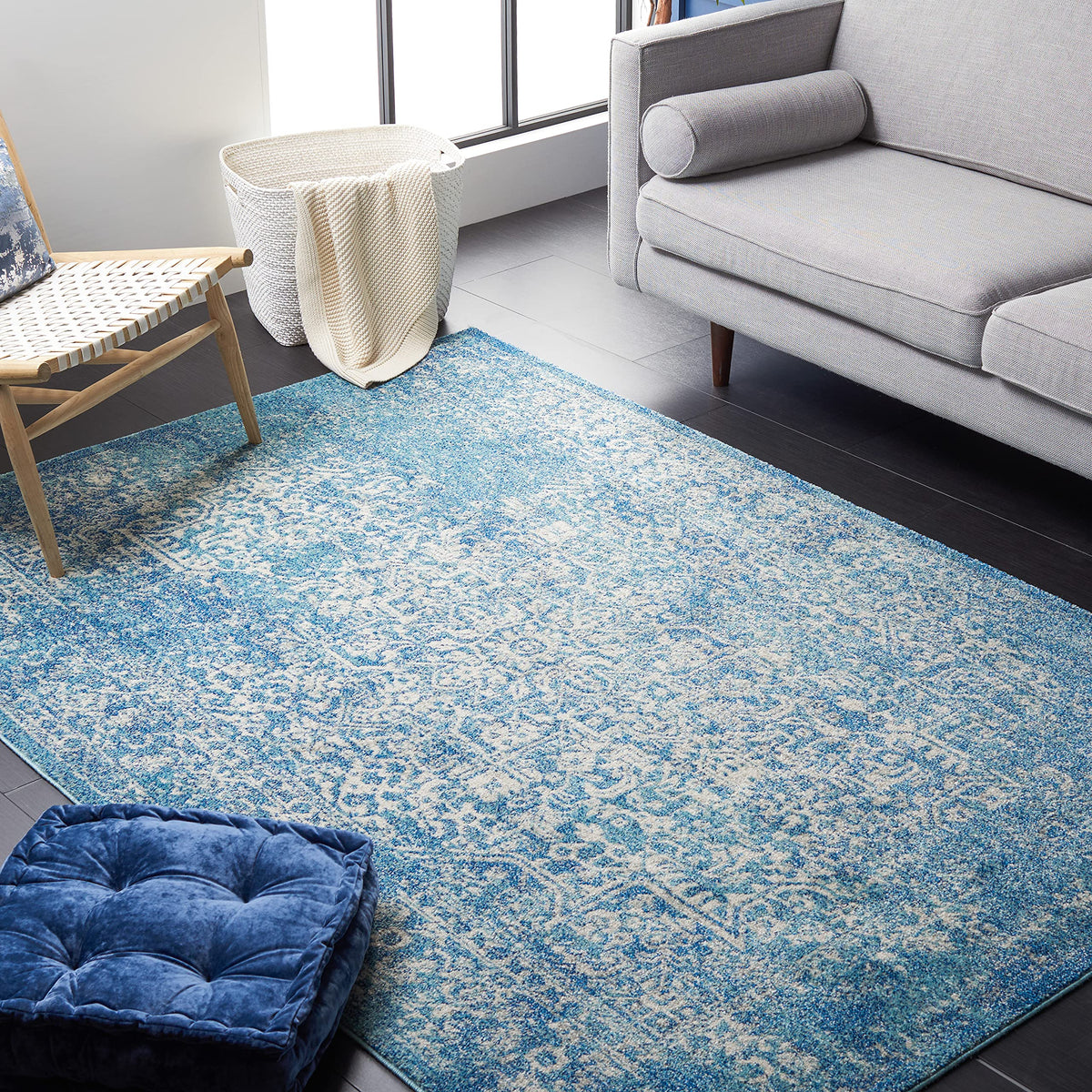 SAFAVIEH Evoke Area Rug 8x10 Large, Ivory & Taupe EVK256E