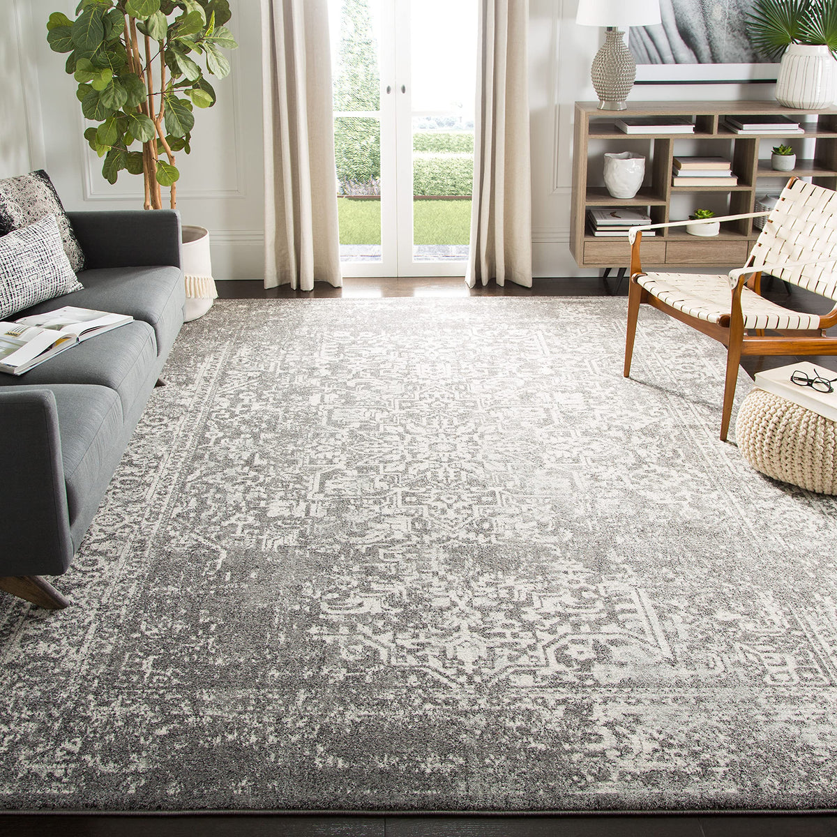 SAFAVIEH Evoke Area Rug 8x10 Large, Ivory & Taupe EVK256E