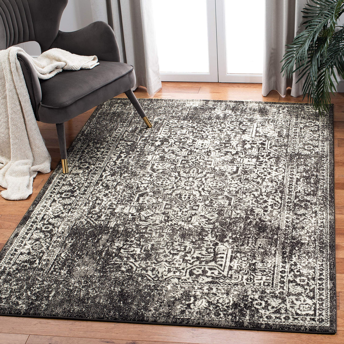 SAFAVIEH Evoke Area Rug 8x10 Large, Ivory & Taupe EVK256E