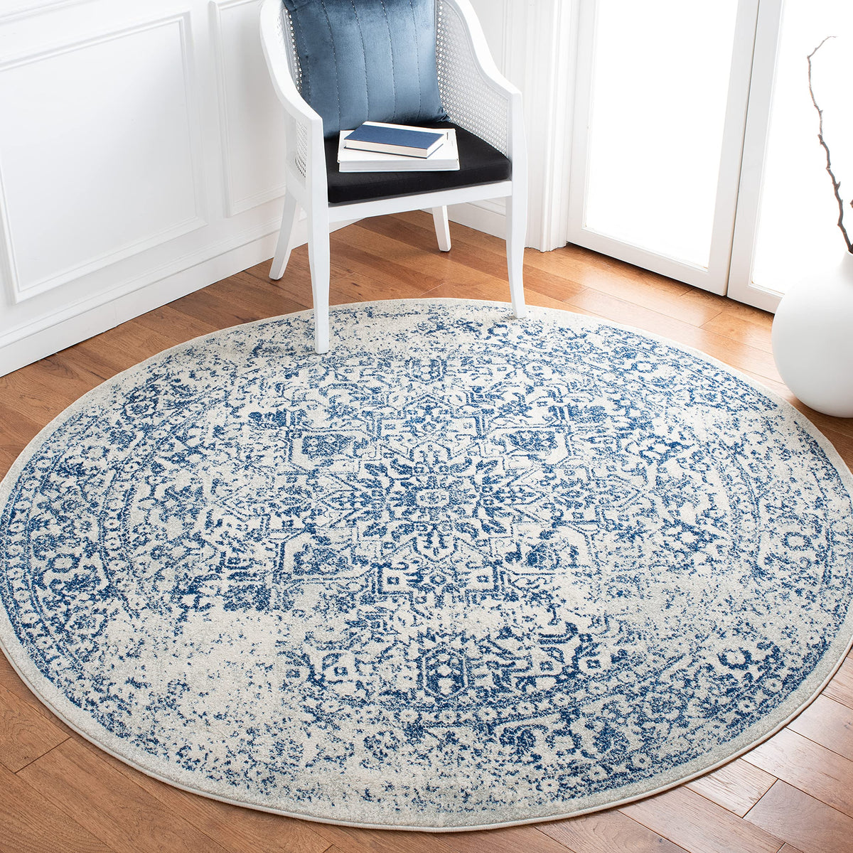 SAFAVIEH Evoke Area Rug 8x10 Large, Ivory & Taupe EVK256E