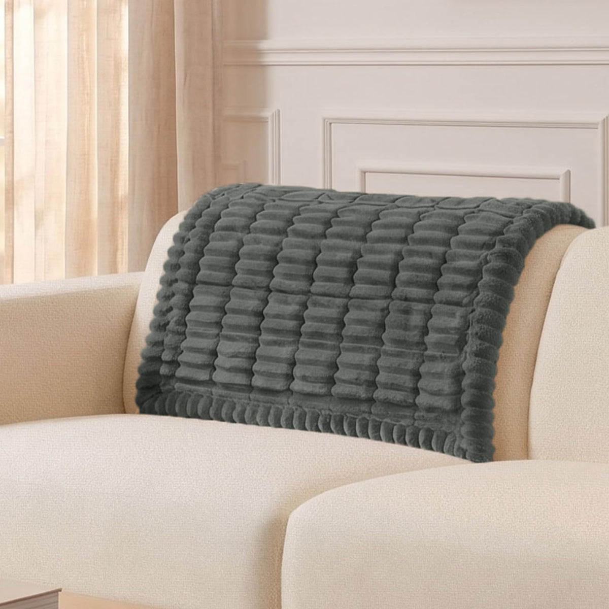 Smiry Couch Cover for Dogs, Non Slip Washable Sofa Protector for Pets