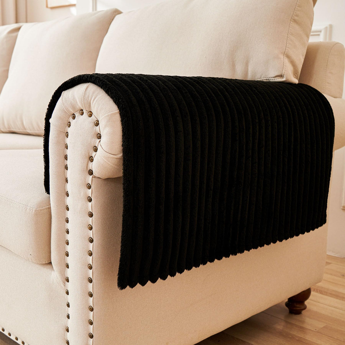 HAOMAIJIA Waterproof Couch Cover for Dogs Washable,Faux Fur Pet Couch Covers for Sofa,Soft Dog Bed Cover Non-Slip Couch Covers for 3 Cushion Couch Sofa Pet Friendly (Off White, 35" x 82")
