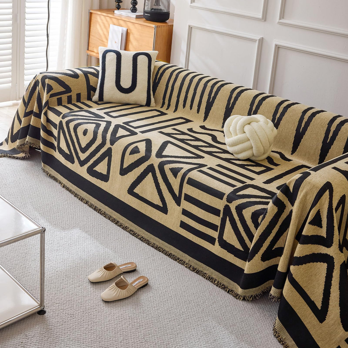 HANDONTIME Green Sofa Cover Vintage Couch Cover for Dogs 91" X150" Couch Cushion Covers with Tassel Herringbone Sofa Cover Boho Sofa Covers for 3 Cushion Couch Chenille Soft Loveseat Sofa Covers