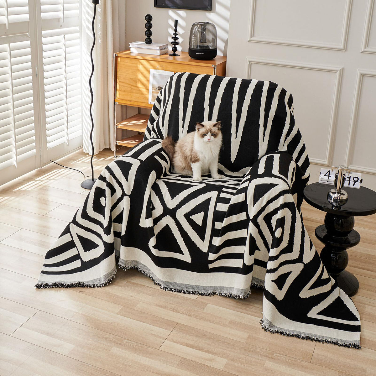 HANDONTIME Green Sofa Cover Vintage Couch Cover for Dogs 91" X150" Couch Cushion Covers with Tassel Herringbone Sofa Cover Boho Sofa Covers for 3 Cushion Couch Chenille Soft Loveseat Sofa Covers