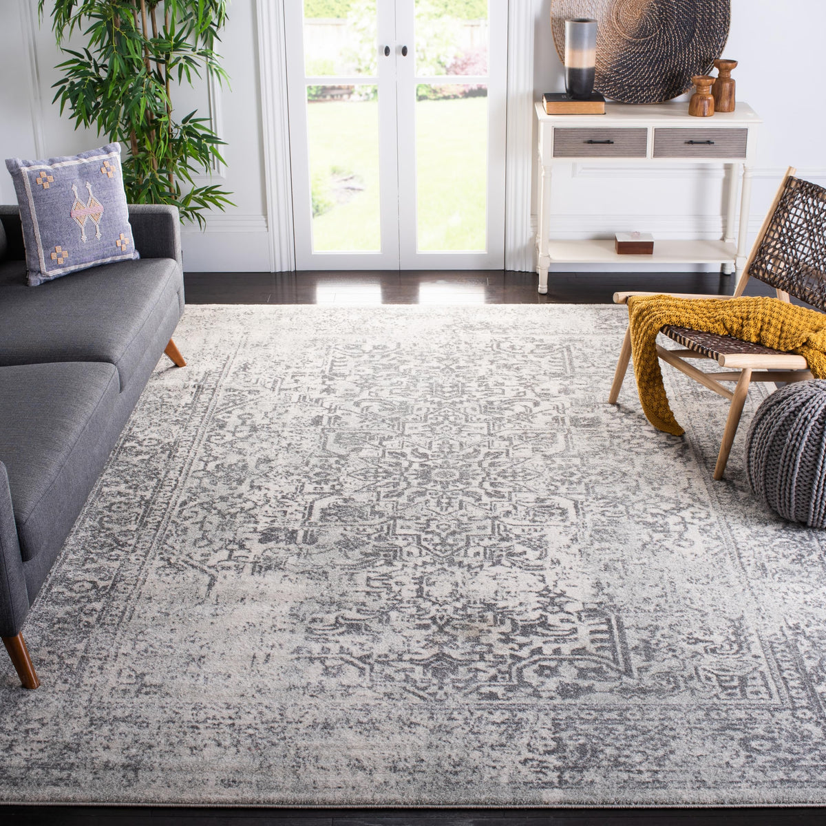 SAFAVIEH Evoke Area Rug 8x10 Large, Ivory & Taupe EVK256E