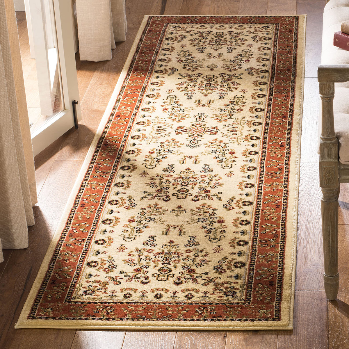 SAFAVIEH Lyndhurst Area Rug 9'x12', Traditional Red & Black LNH331B